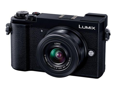パナソニック、チルト式ファインダー搭載のミラーレスカメラ「LUMIX