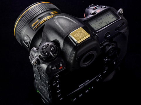 ニコンF3誕生40周年記念ストラップ」が数量限定発売 - デジカメ Watch