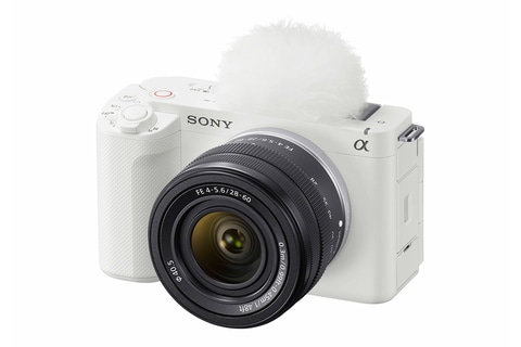 ソニー、VLOGCAM初のフルサイズ機「ZV-E1」。動画の自動フレーミング