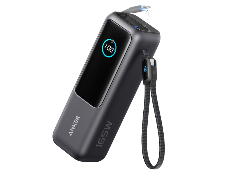 巻取り式とストラップ型、2本のUSBケーブルを内蔵。2万5,000mAhのAnker