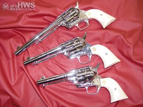 輝く銀色！ ハートフォード、モデルガン「SAA.45ピースメーカー