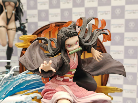 プライム1スタジオ、「鬼滅の刃」のスタチューと、「エヴァンゲリオン