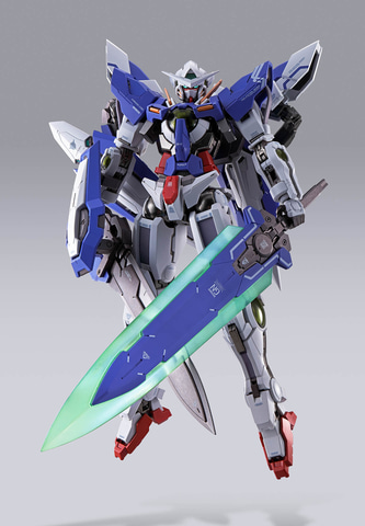 機動戦士ガンダム00」より4本腕と大型剣装備の新機体「METAL BUILD