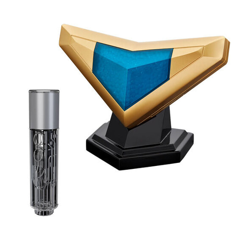 ウルトラマンガイア」より完全新規造形の「エスプレンダー 25th