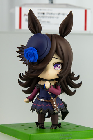 ウマ娘」よりナイスネイチャのアクションフィギュアとライスシャワーの