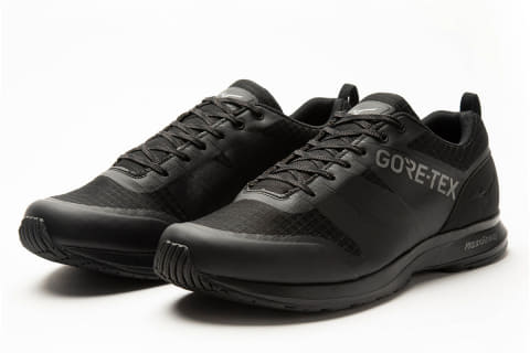 ミズノ、GORE-TEX×MIZUNO ENERZY搭載のウォーキングシューズ - Impress