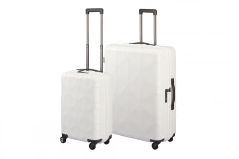 エース、「プロテカ コーリー」に新色ホワイト - Impress Watch