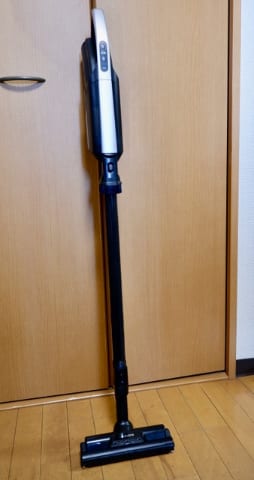 トピック】今なぜ“紙パック”なの? ついに登場した日立の掃除機が使い