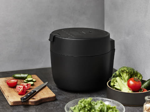 パナソニック、3合炊きより小さくても5合炊ける圧力IH炊飯器 - 家電 Watch