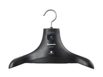 パナソニックの新「脱臭ハンガー」は、ボトムスも同時に脱臭可能に