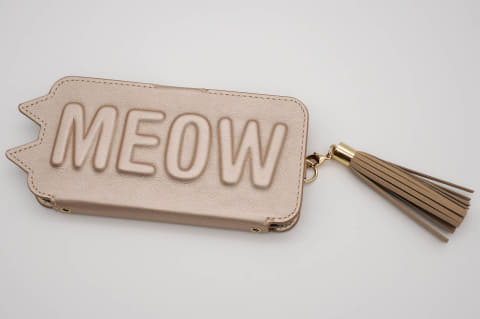 iPhone SE（第2世代）向け、ネコモチーフや肩提げできるケース製品