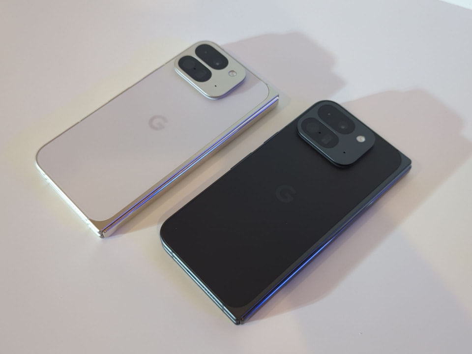 グーグル、新型フォルダブル「Pixel 9 Pro Fold」を発表 - ケータイ Watch