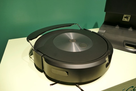 やじうまPC Watch】水拭きもできる「ルンバ コンボ j7+」。パッドを天