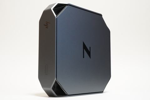 Hothotレビュー】20cm四方サイズにXeon E/Quadroを詰め込んだ小型WS