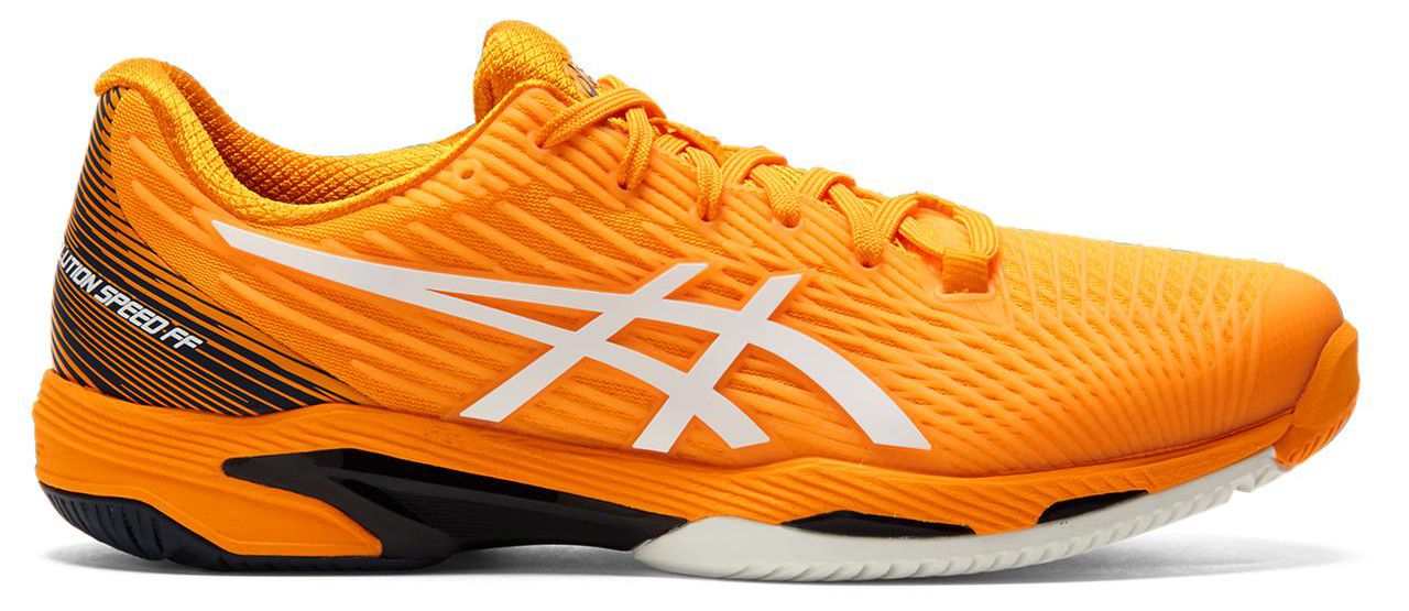 コート全体を駆け回るスピード重視のプレーヤーに 機動力を発揮し