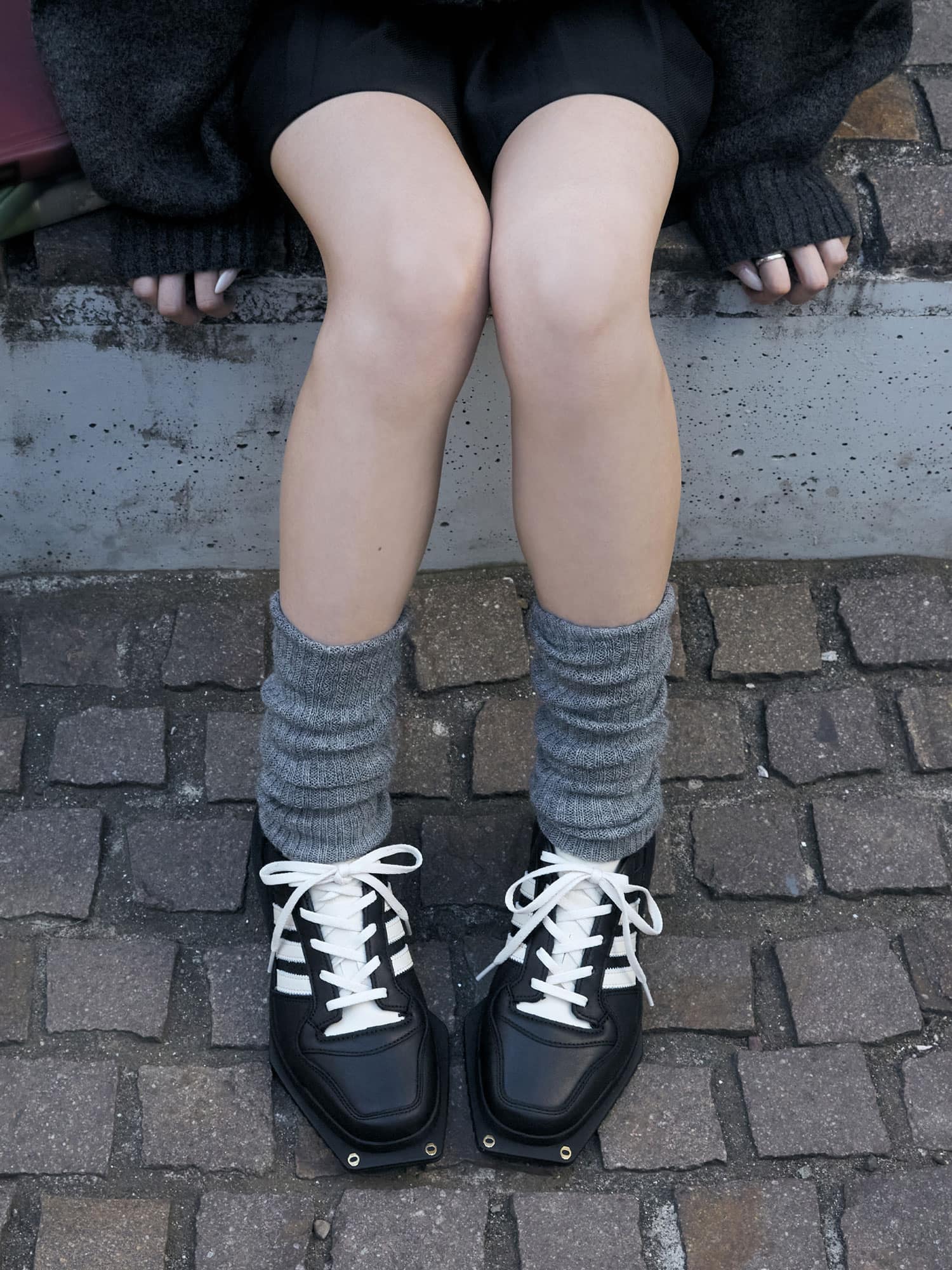 adidas Forum SQ W | atmos（アトモス） 公式オンラインストア