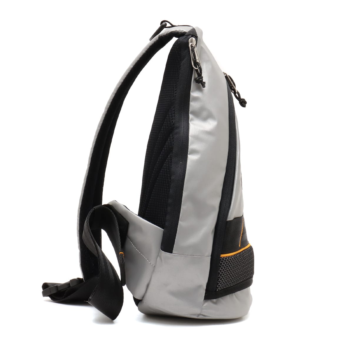 adidas ONE SHOULDER BACKPACK BLACK/REFSIL （アディダス ワン