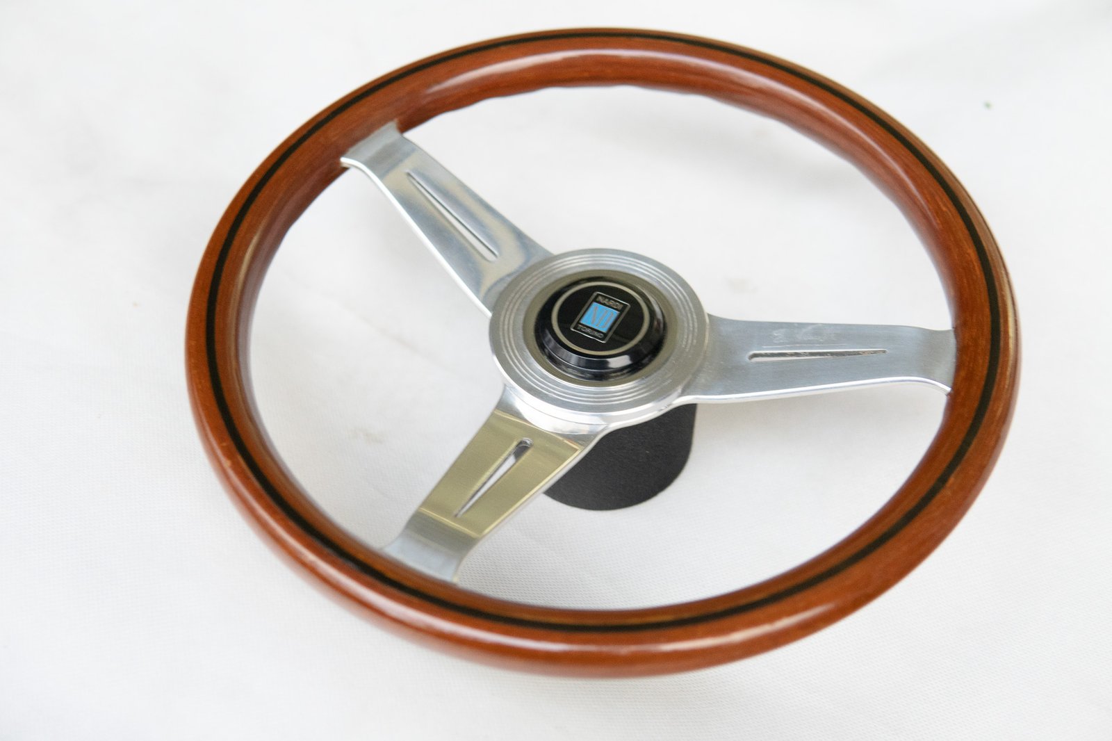 NARDI ステアリングホイール （クルーズコントロール付ホーンボタン