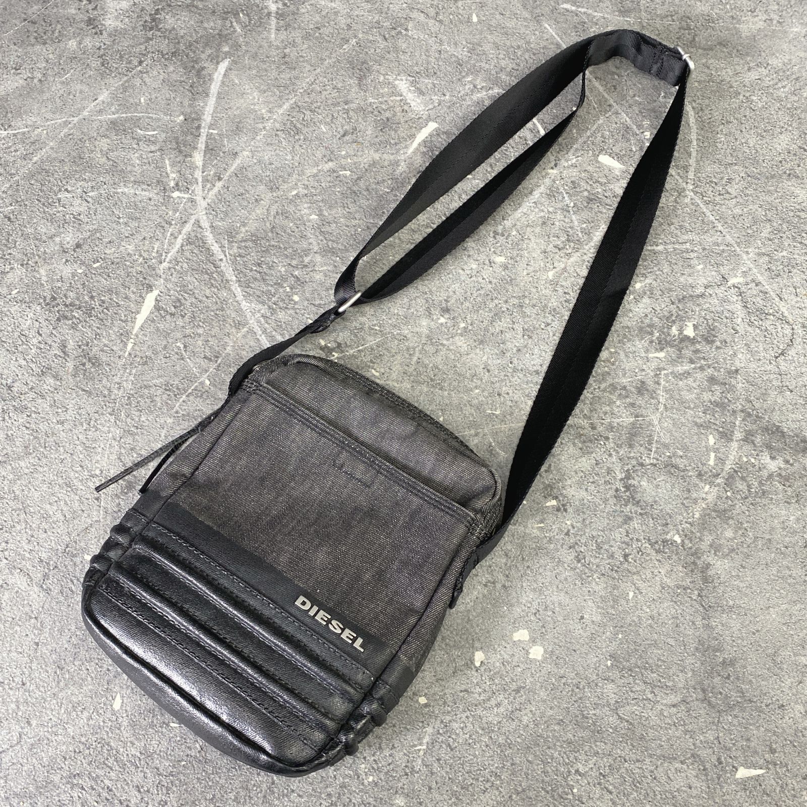DIESEL ディーゼル ショルダーバッグ ボディバッグ デニム × レザー