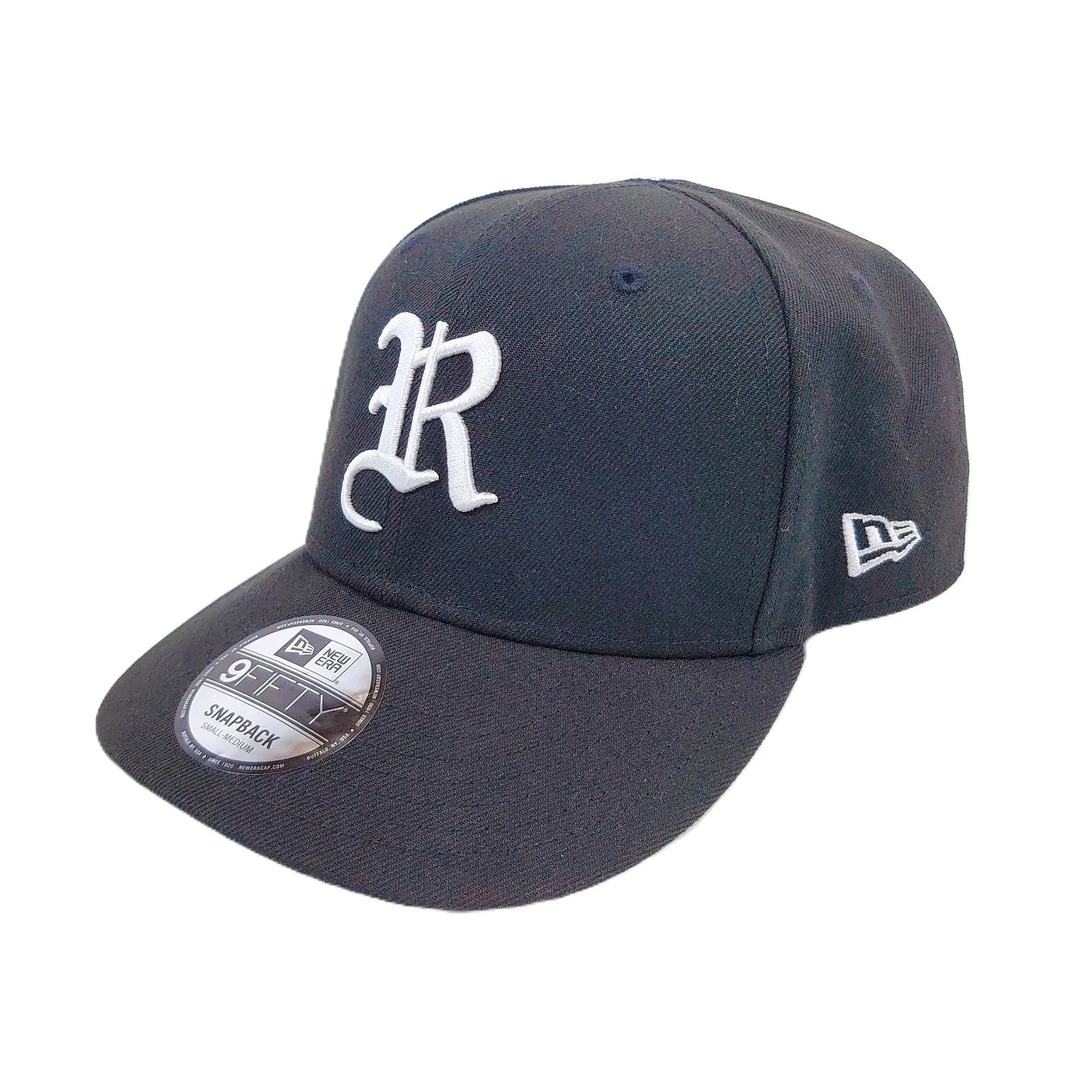 2026年最新】riehata × atmos pink × neweraの人気アイテム - メルカリ