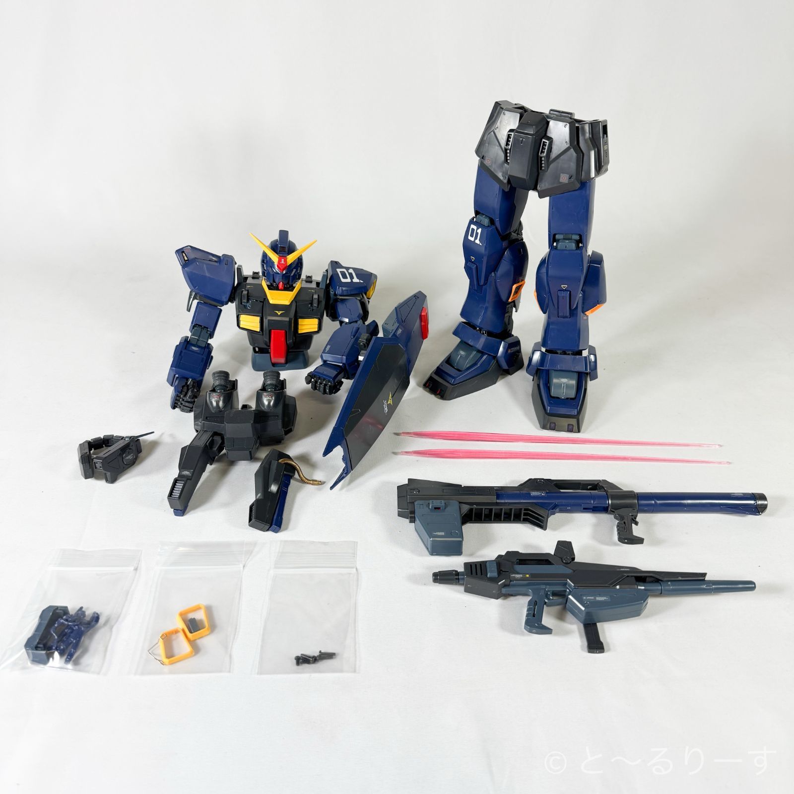 組立済】PG 1/60 RX-178 ガンダムMk-II ティターンズカラー プラモデル