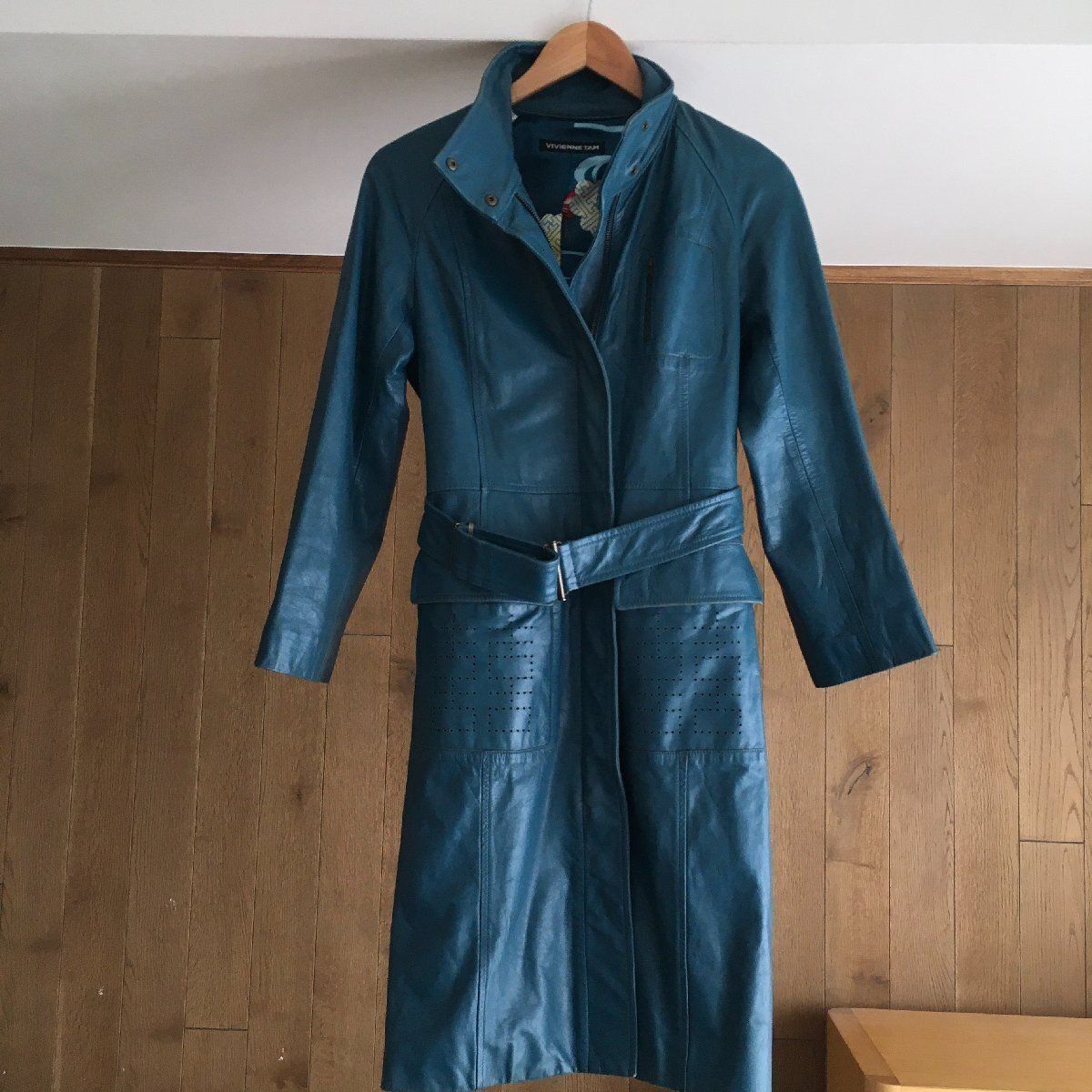 VIVIENNE TAMヴィヴィアンタム 裏地柄 牛革 レザー ロング コート0