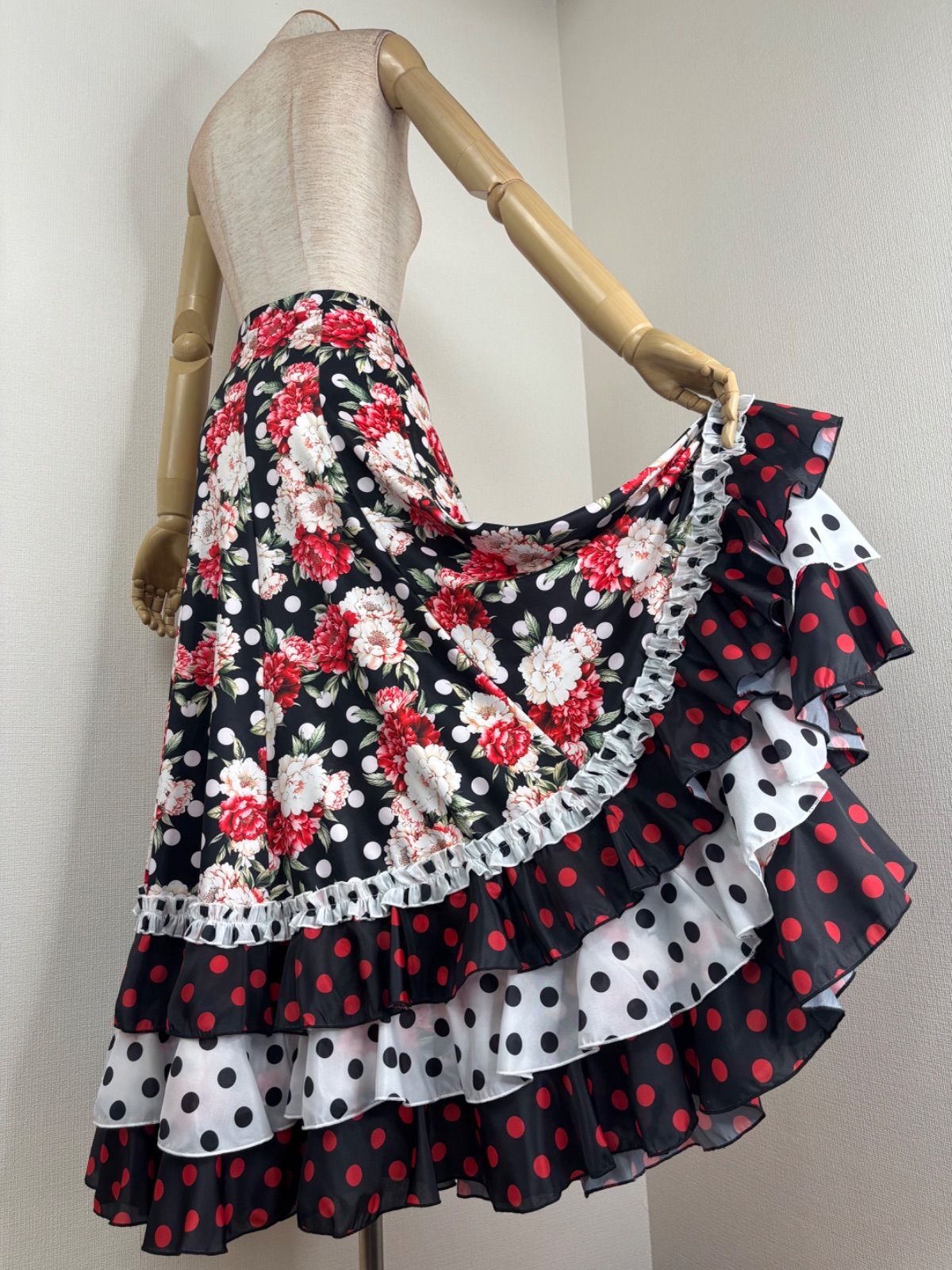 8イベリア｜フラメンコスカート フラメンコ衣装》 スカート イベリア