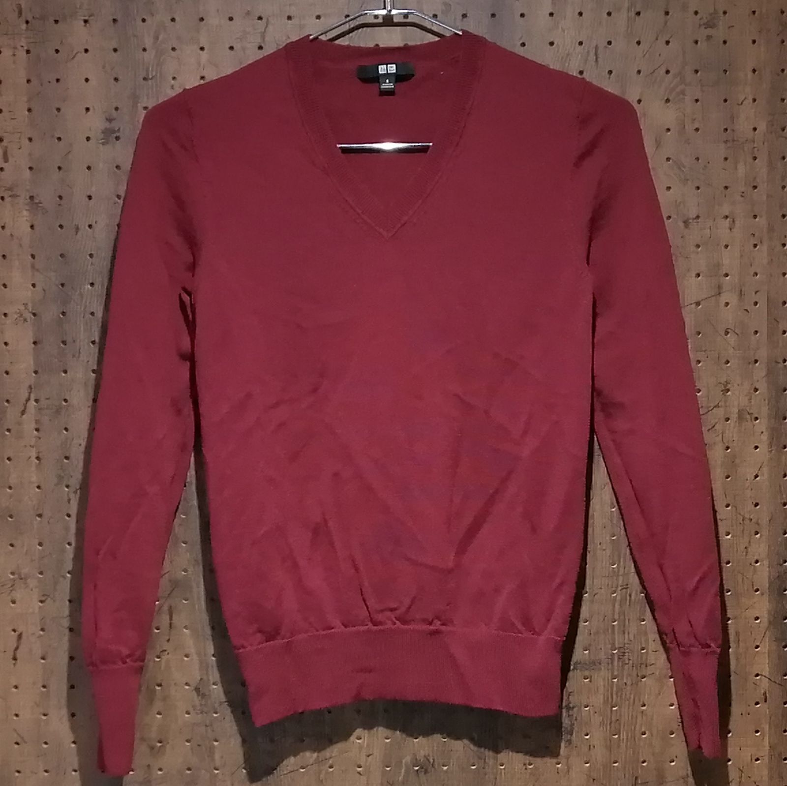 UNIQLO ユニクロ エクストラファインメリノ Vネックセーター サイズS