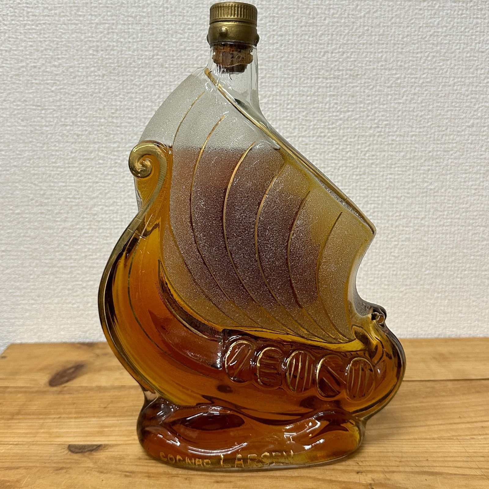 ラーセン コニャック シップクリアボトル 古酒 - メルカリ