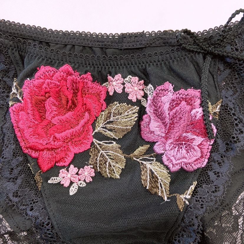 トレフル キャミ 85 刺繍 赤 ワコールトレフル キャミソール ワコール