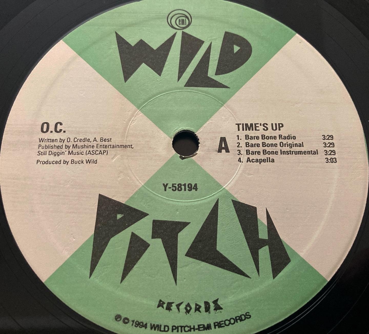 M-P】 600 HIPHOP VINYL RECORDZ -CLASSICS OF THE 90's n 00's- BY