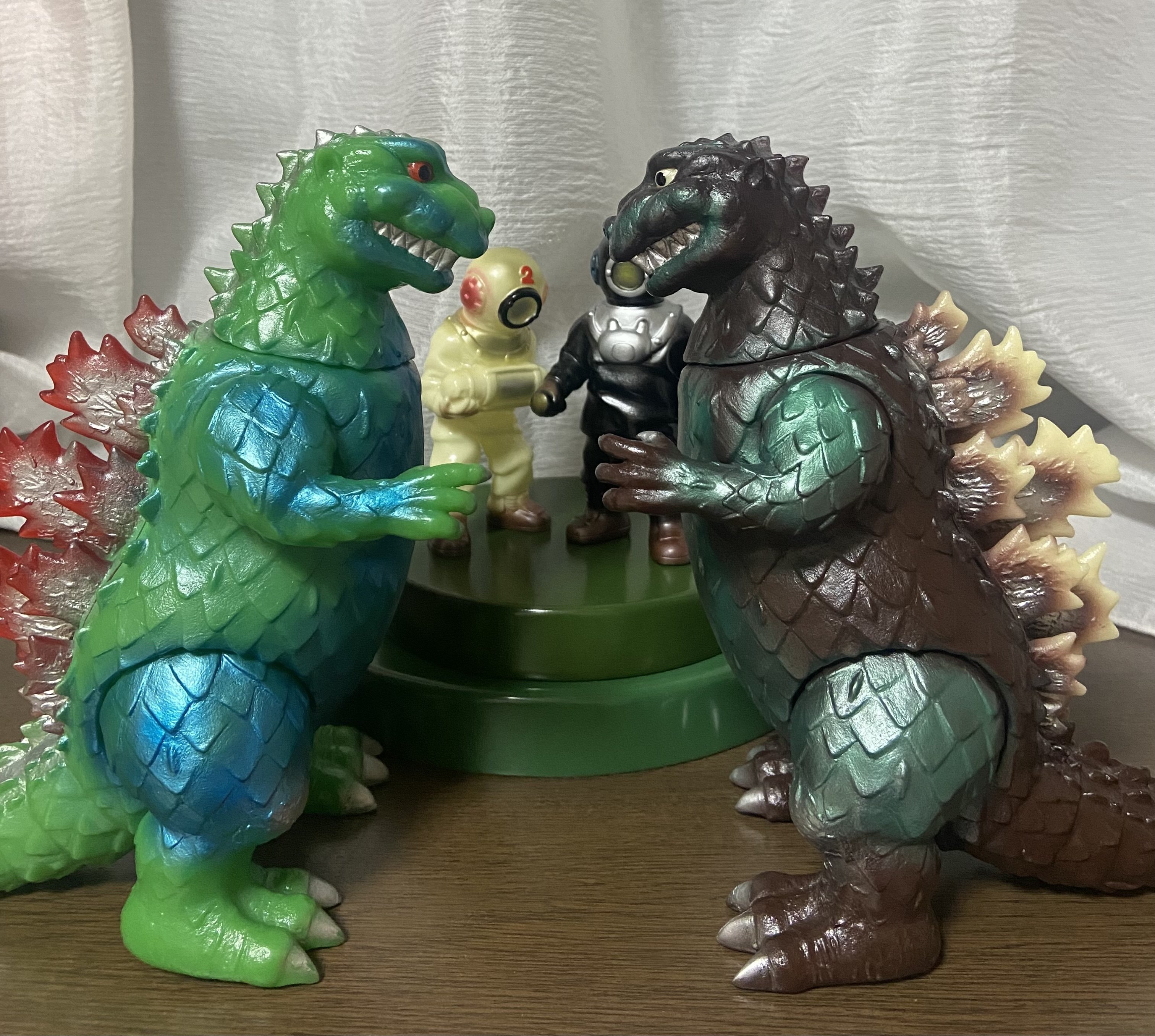 ﾄｲｸﾞﾗﾌ製第1案 初代雛型ゴジラ｜ゆる