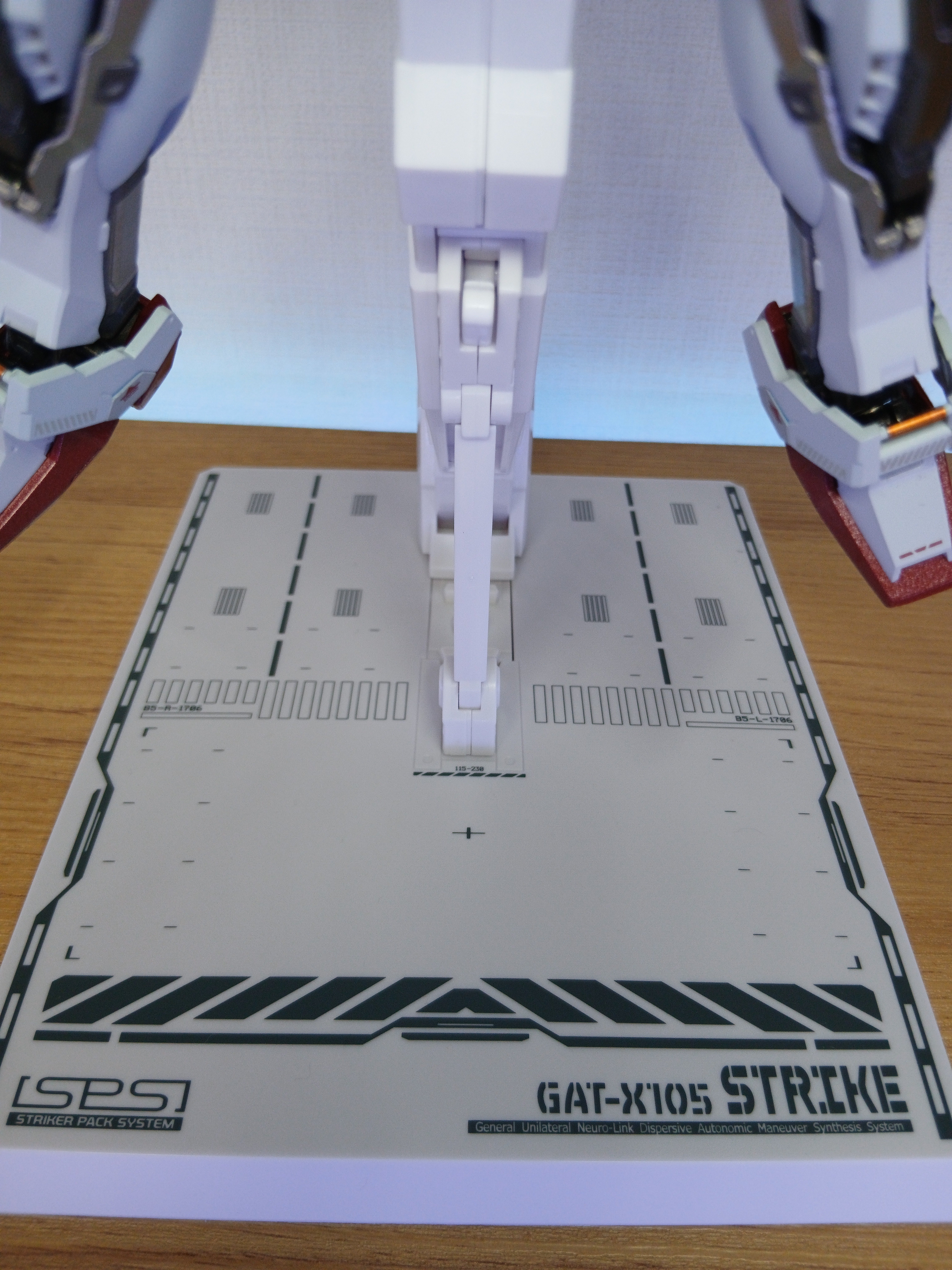 感想]METAL BUILD ストライクガンダム -ヘリオポリス ロールアウト Ver