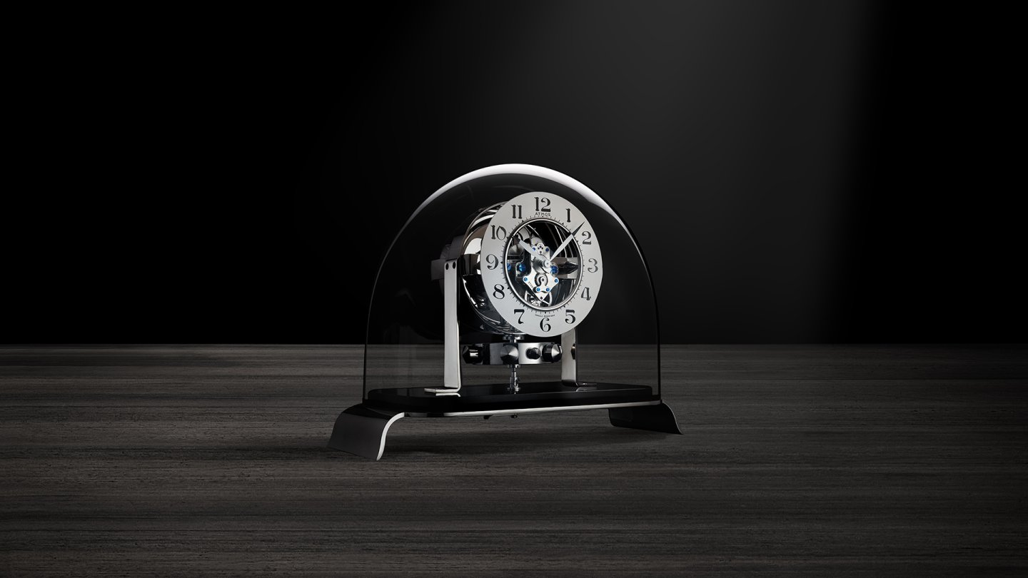 ジャガールクルト 「アトモス」の類稀な物語～宙で時を刻む | NEWS