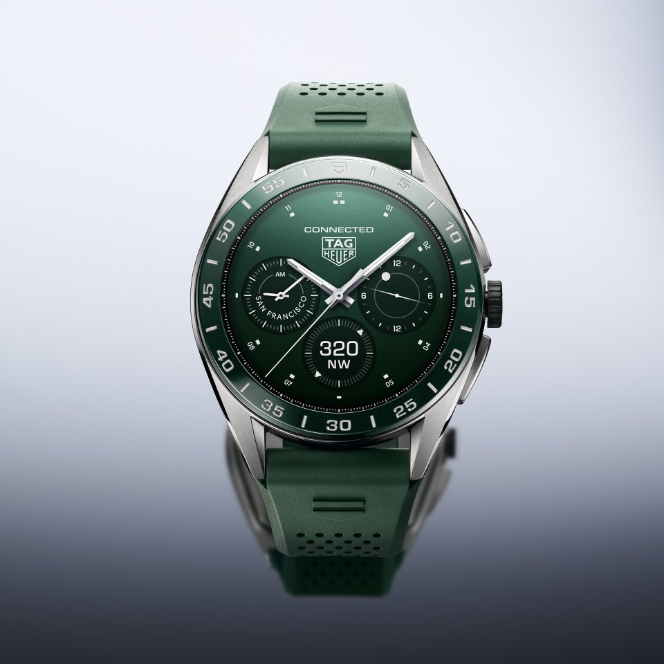 タグ・ホイヤーからの鮮麗なグリーンの新作 「TAG HEUER CONNECTED