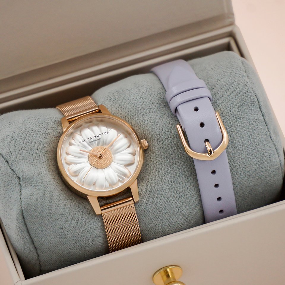 オリビア・バートンより立体的なデイジー・モチーフが文字盤一面に