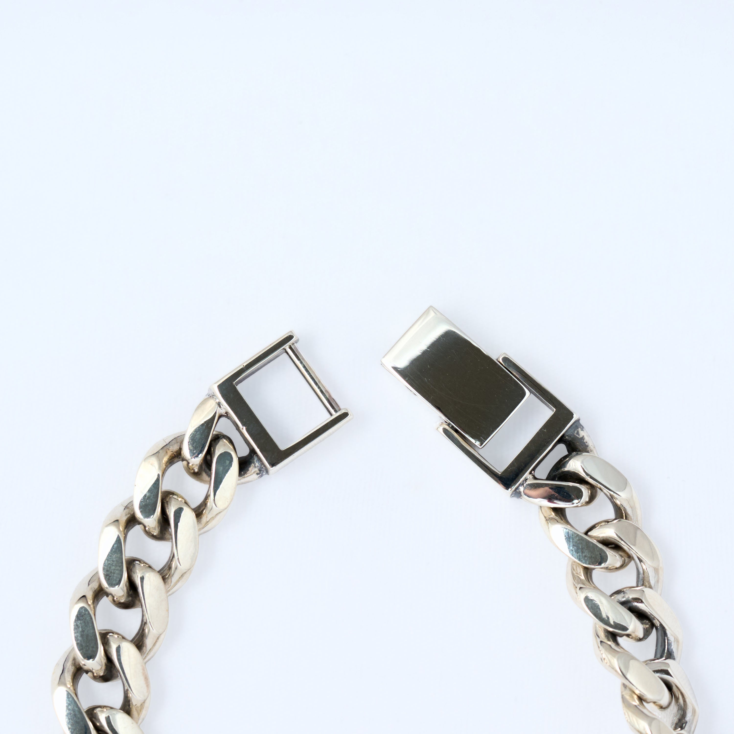 sv925 クラシカルアラベスクIDブレスレット – AQUA SILVER