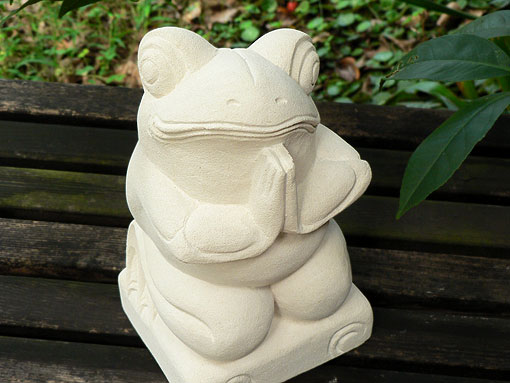 石像カエル・お祈り11214 | バリ雑貨・アジアン雑貨通販ApaApa