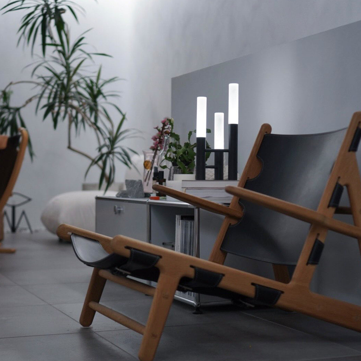 Candela 3 LED-table lamp｜ARTWORKSTUDIO公式