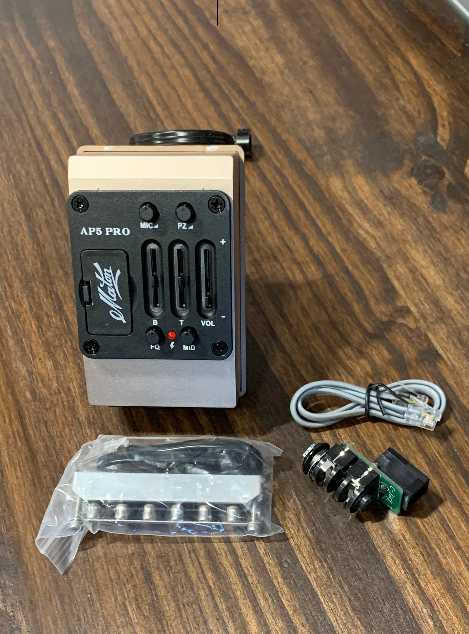 Maton AP5-Pro Acoustic Pickup System ID - 15211 - Artisan Guitars