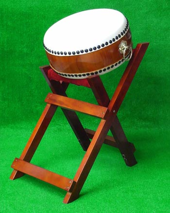 和太鼓 ＞ 平太鼓(本体・台座セット) ＞ 平太鼓1.4尺〔ケヤキ系〕斜め