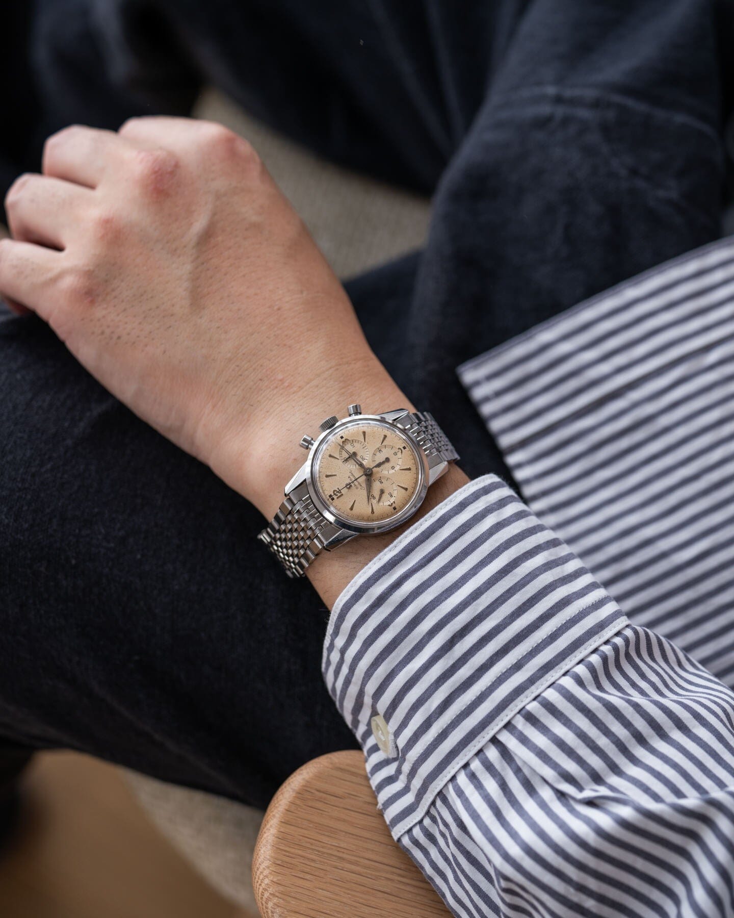 Omega シーマスタークロノグラフ 14364-1 アラビアダイアル 手巻き Cal