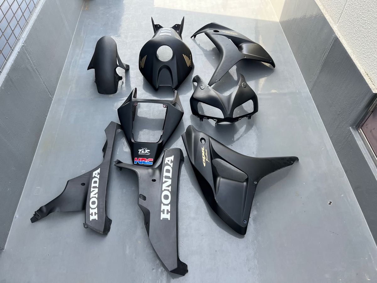 cbr1000rr sc57 後期 カウルセット｜Yahoo!フリマ（旧PayPayフリマ）