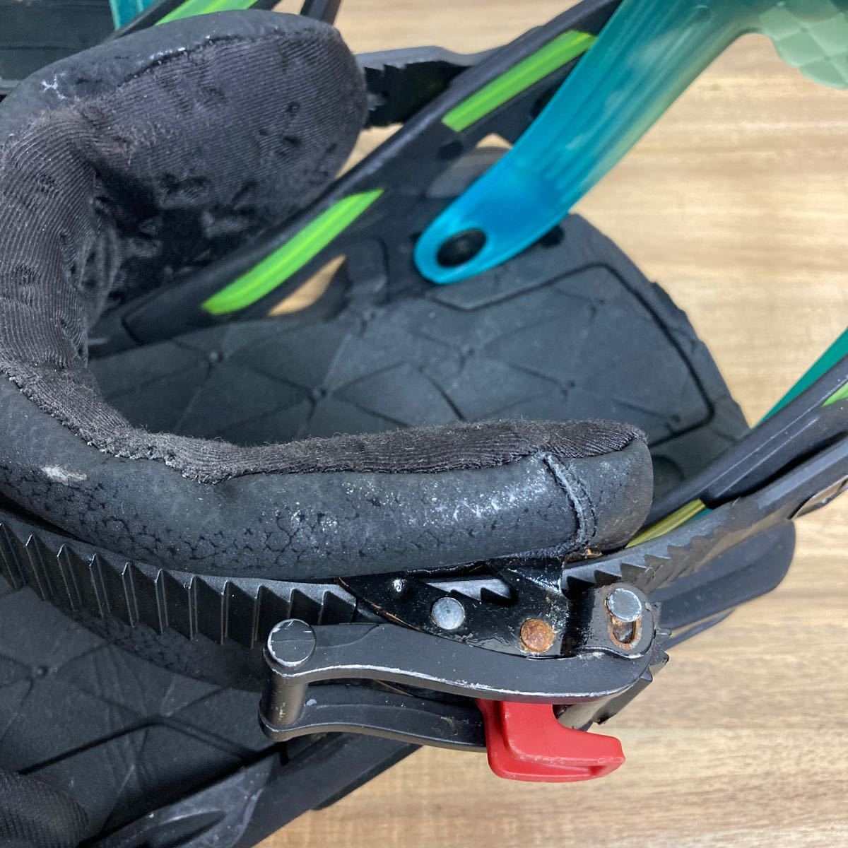 SALOMON WISHBONE サロモン ウィッシュボーンSHADOW Mサイズ ロー