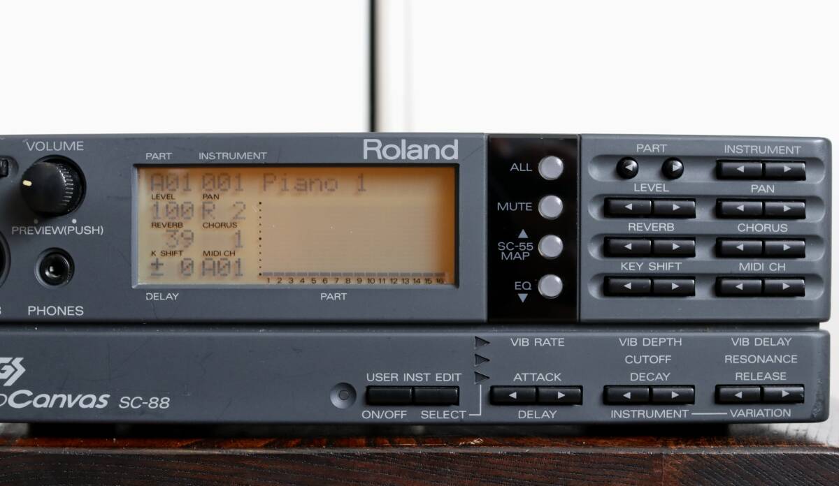 ローランド ROLAND SoundCanvas SC-88 動作確認済み 外観も綺麗め MIDI