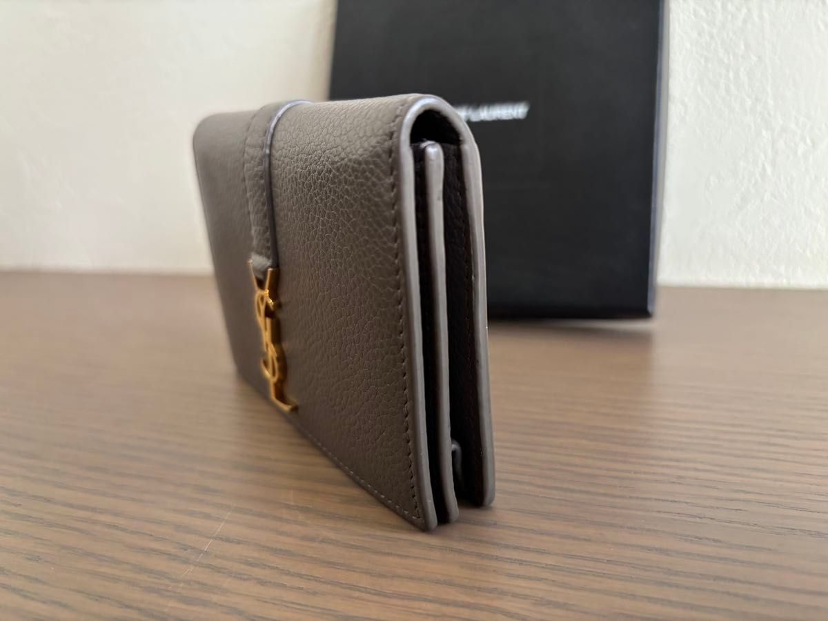 サンローラン・パリ YSLライン ビジネス カードケース 名刺入れ 型番