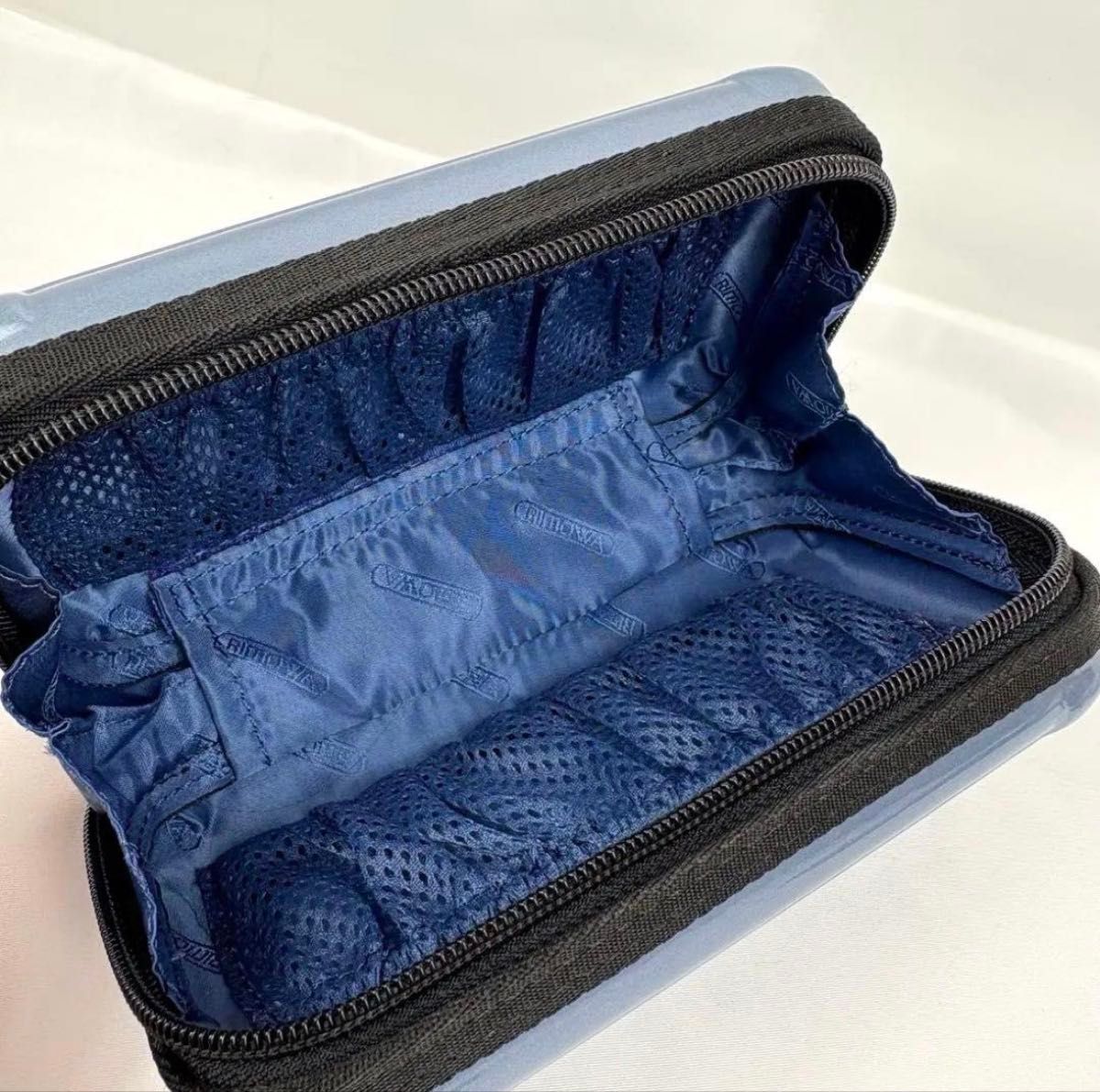 RIMOWA ANA アメニティ ポーチ マットブラック 黒 艶消し RIMOWA×ANA