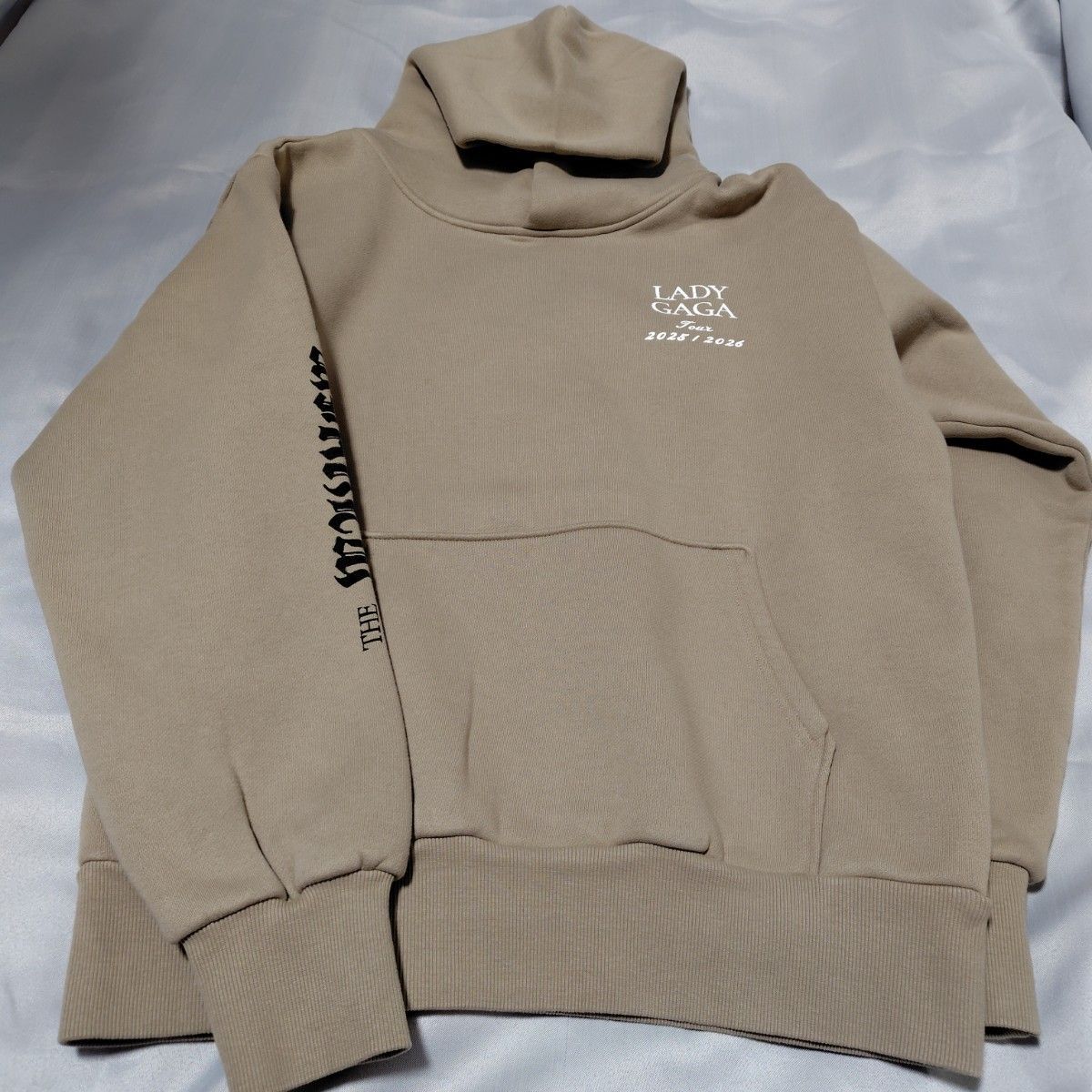 レディガガ MAYHEM OPERA HAUS HOODIE パーカー M｜Yahoo!フリマ（旧