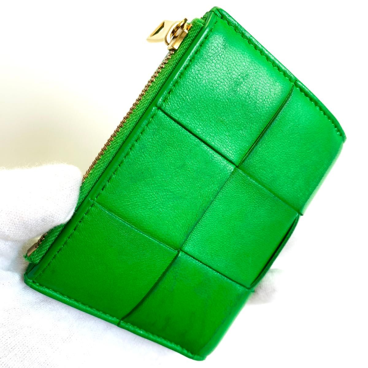 ボッテガヴェネタ 折り財布 カセット イントレチャート レザー 現行