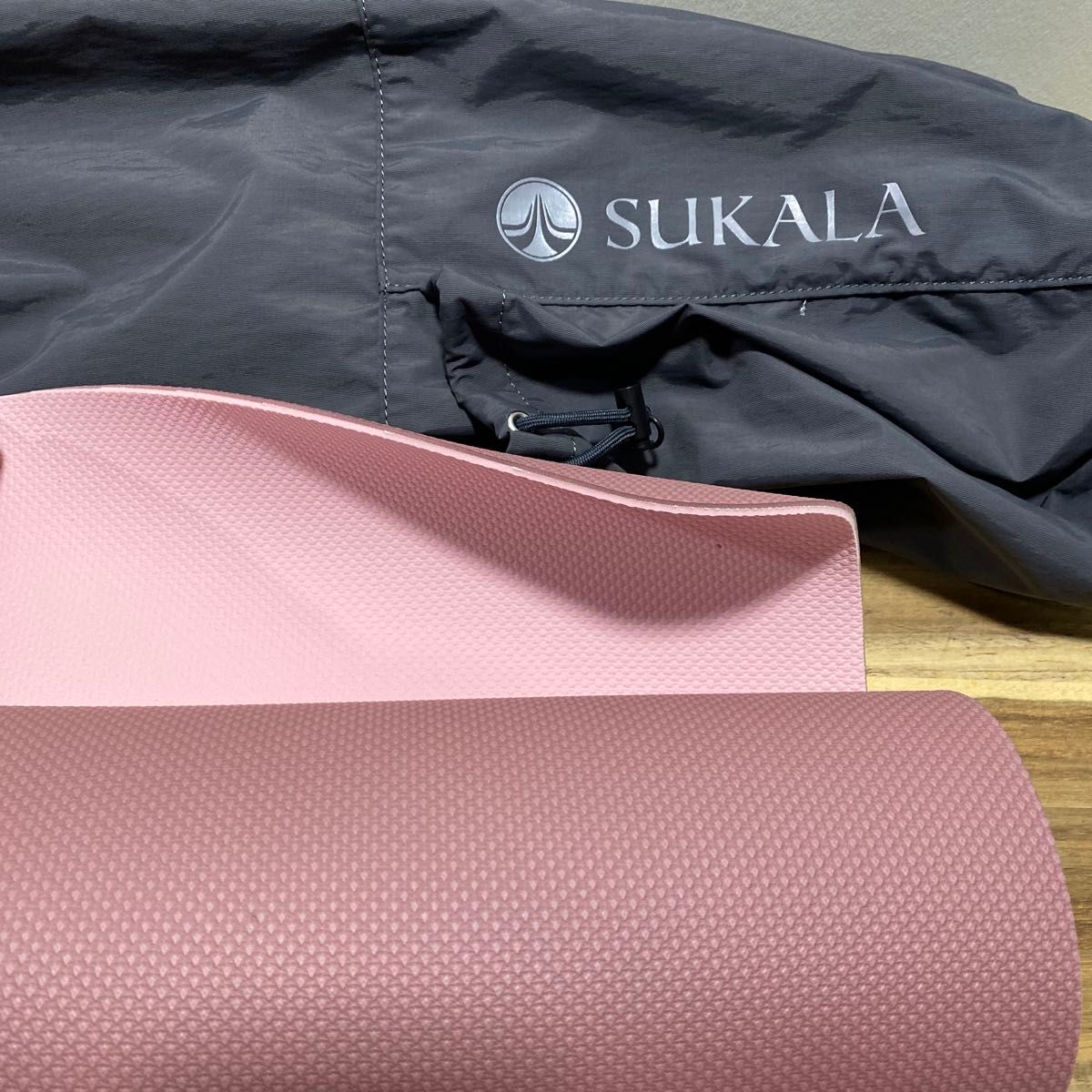 ちよや未使用SUKALAリバーシブルローズピンクヨガマット収納バッグ